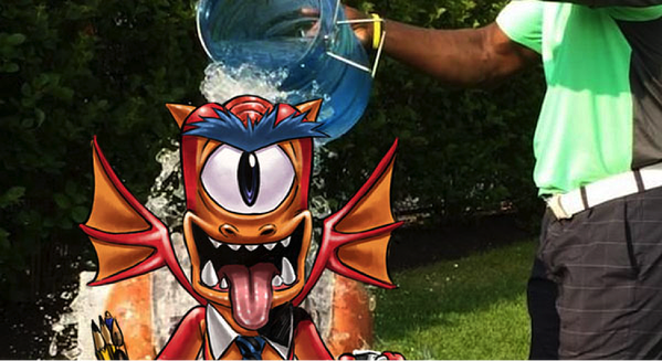 Roco_taking_Ice_Bucket_challenge